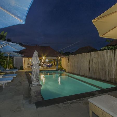 Amora Hut'S Lembongan Exterior foto
