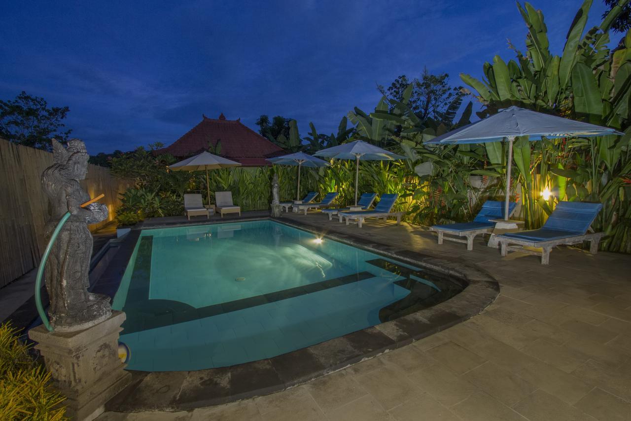 Amora Hut'S Lembongan Exterior foto