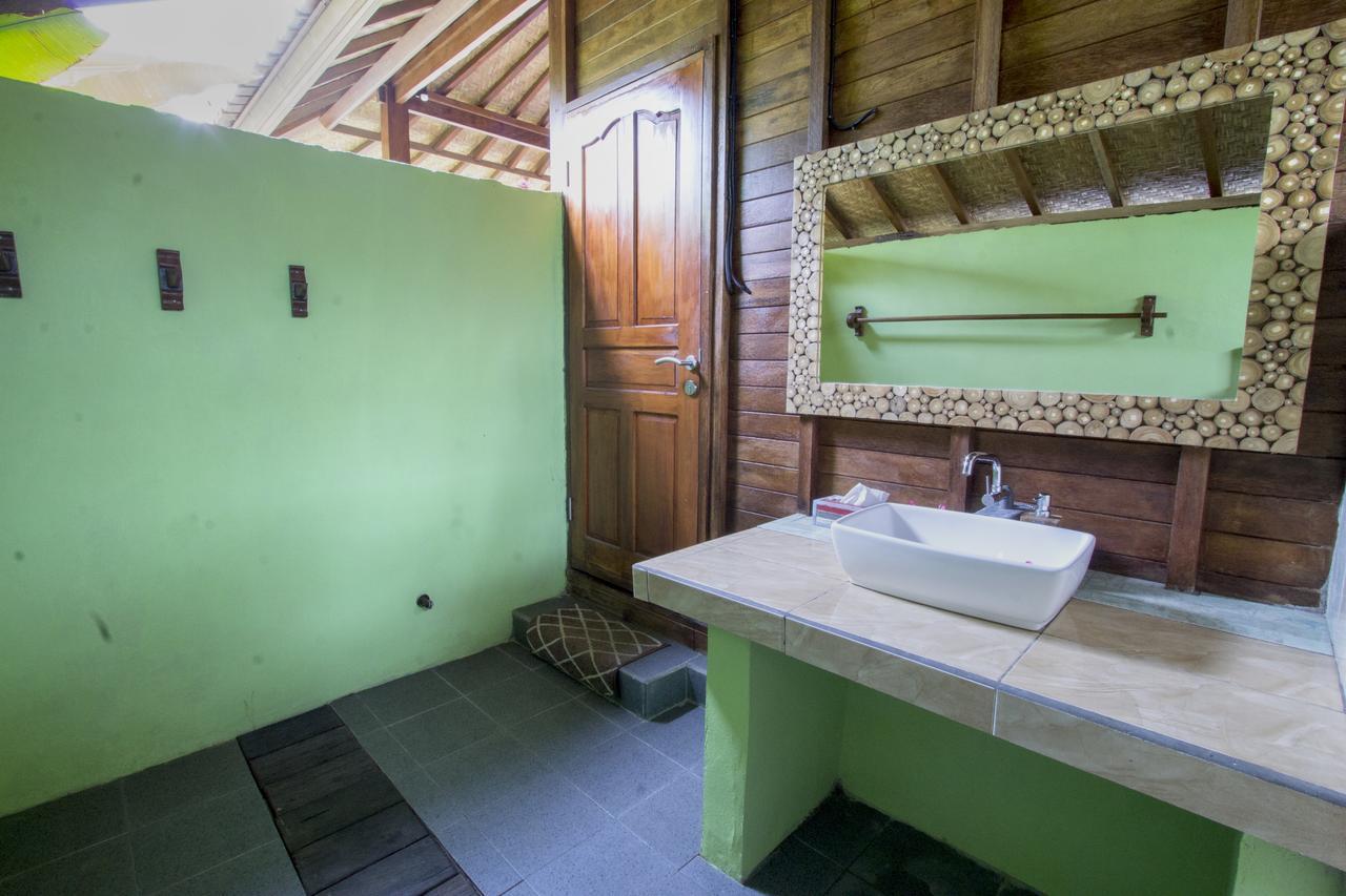 Amora Hut'S Lembongan Exterior foto