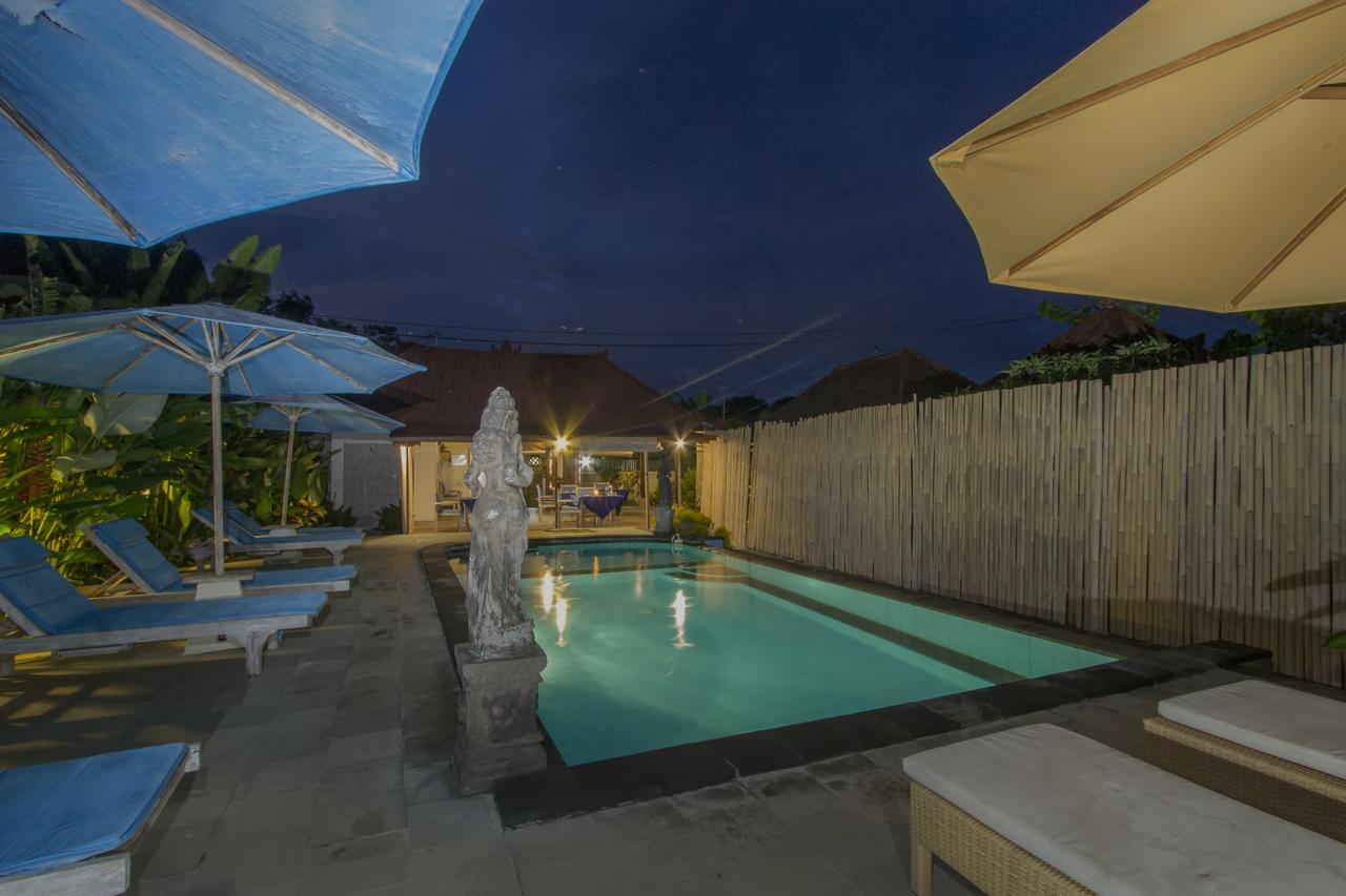 Amora Hut'S Lembongan Exterior foto