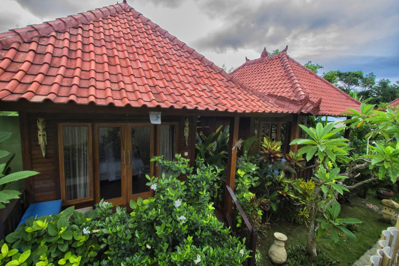 Amora Hut'S Lembongan Exterior foto