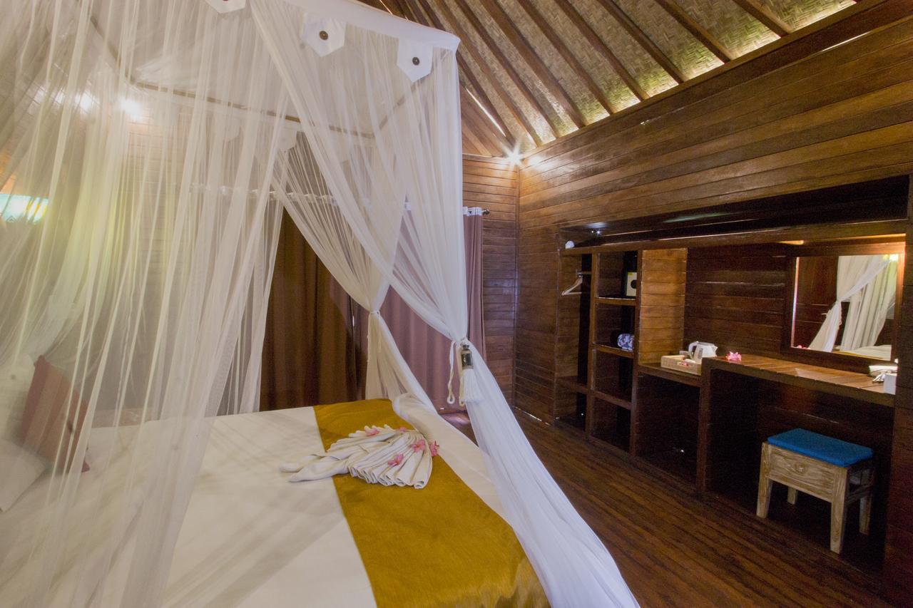 Amora Hut'S Lembongan Exterior foto