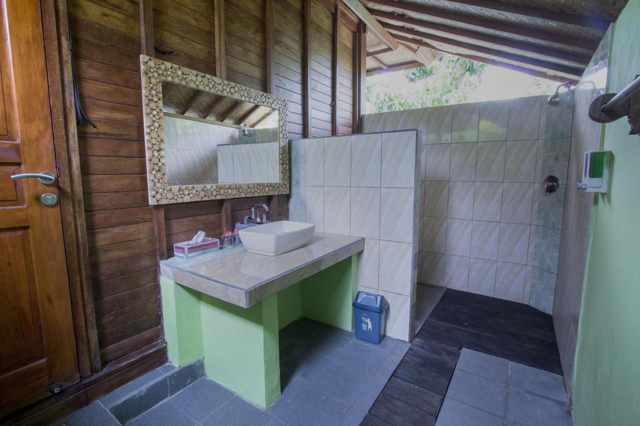 Amora Hut'S Lembongan Exterior foto
